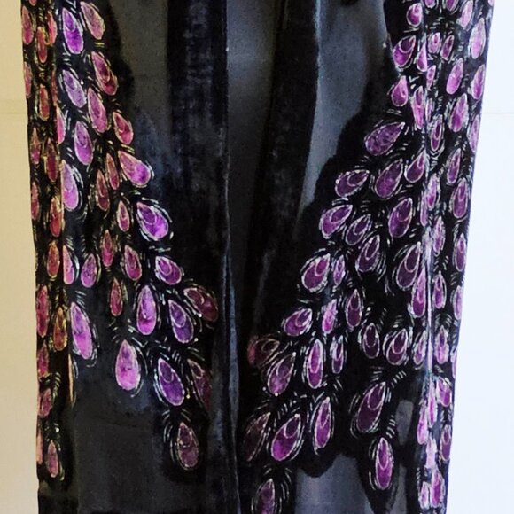 Peacock design black/purple shawl - Picture 4 of 11